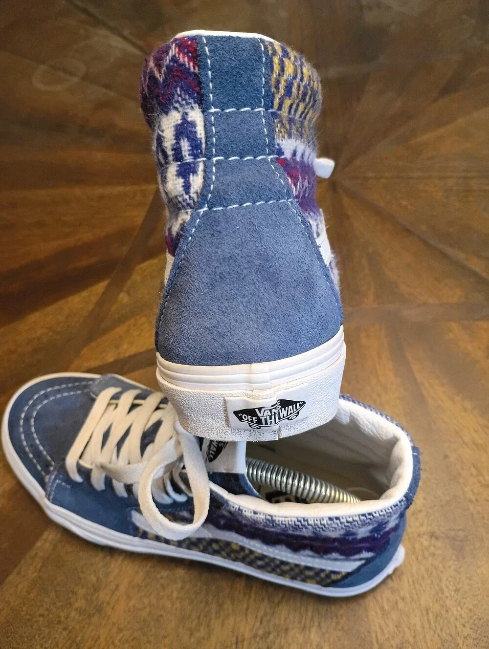 Vans Sk8-Hi Nordic Sweater Pattern High Top Sneakers Women’s 7 / Men’s 5.5 Blue